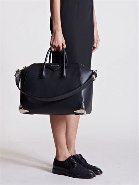 givenchy antigona large price|Givenchy antigona small black.